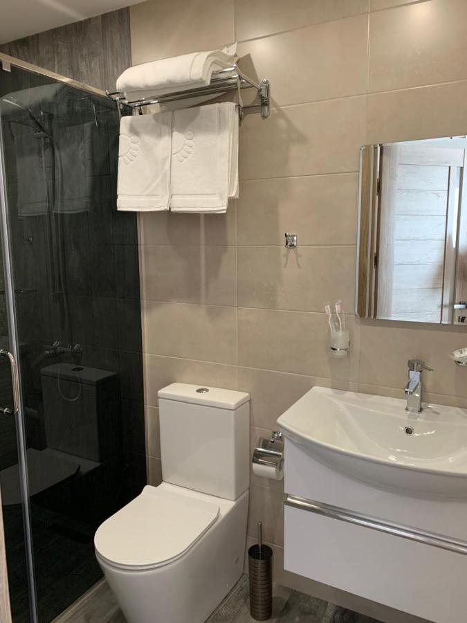 Vertoni Hotel Yerevan Luaran gambar