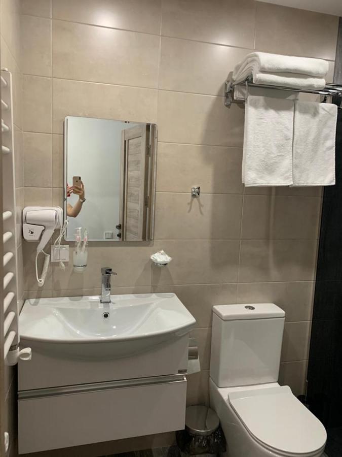 Vertoni Hotel Yerevan Luaran gambar